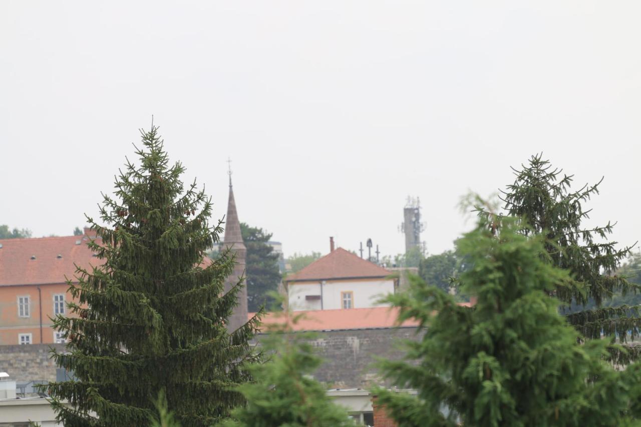 Egri Csillagocska Apartman Exterior foto